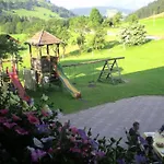 Steinerhof Оберау